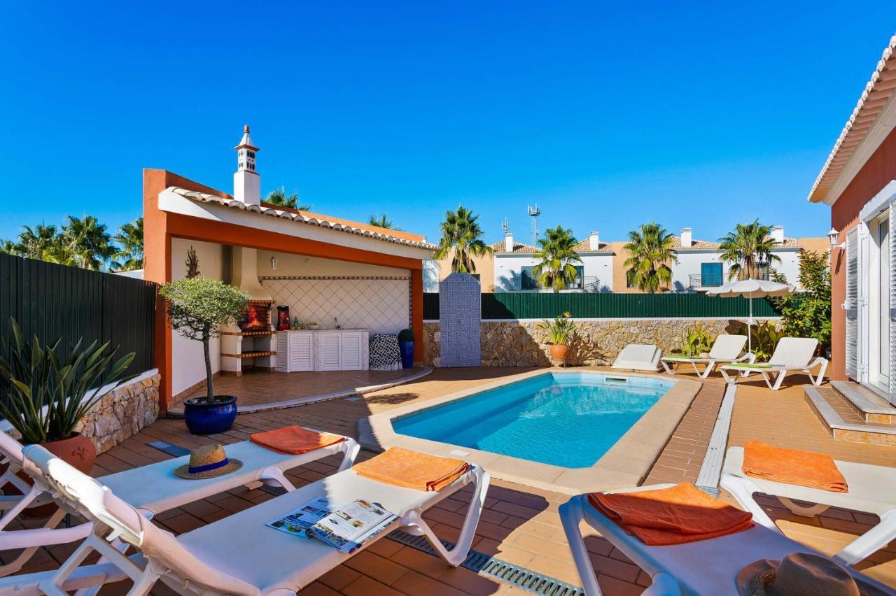 Villa Pera By Villa Plus Екстериор снимка